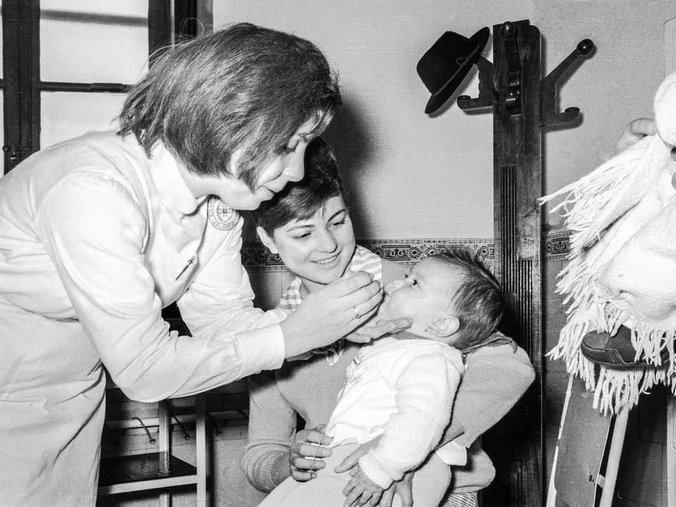 35 años sin polio salvaje en las Américas, pero ninguna dosis llega al 95 %: «no podemos darlo por sentado», advierte la OPS