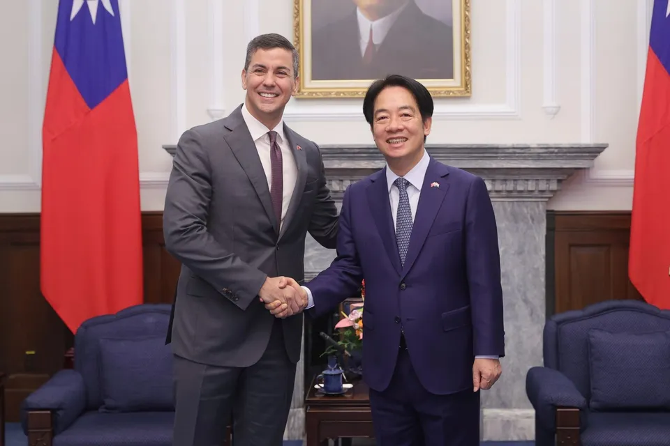 China sanciona a ministros de Paraguay y Belice por defender sus relaciones con Taiwán
