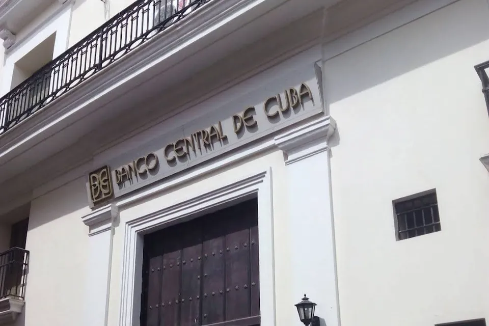 EE. UU. sanciona al banco estatal cubano BICSA por prestar servicios a un banco iraní