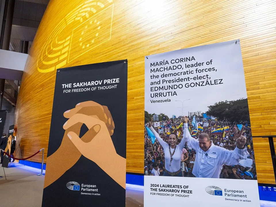 Machado promete memoria, justicia y reparación, y una comisión de la verdad «intocable» para las víctimas