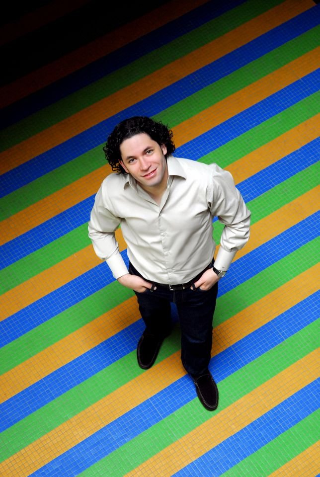 Dudamel y CAF dialogan sobre cooperación para la reconstrucción de Venezuela tras los sismos de junio