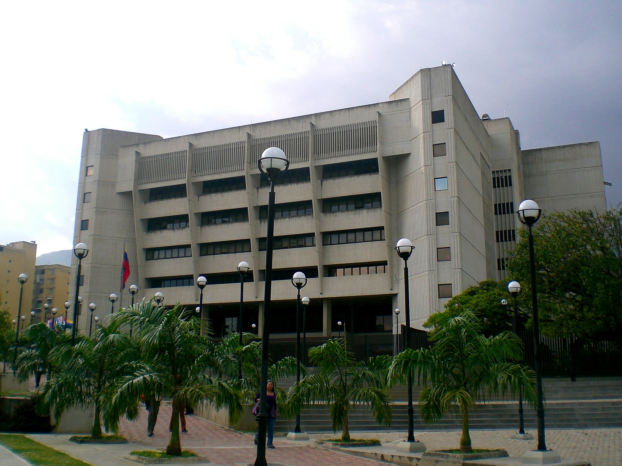La renovación del TSJ avanza con un consejo para revisar las credenciales de aspirantes